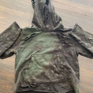 Green army sweatshirt with designer cuts